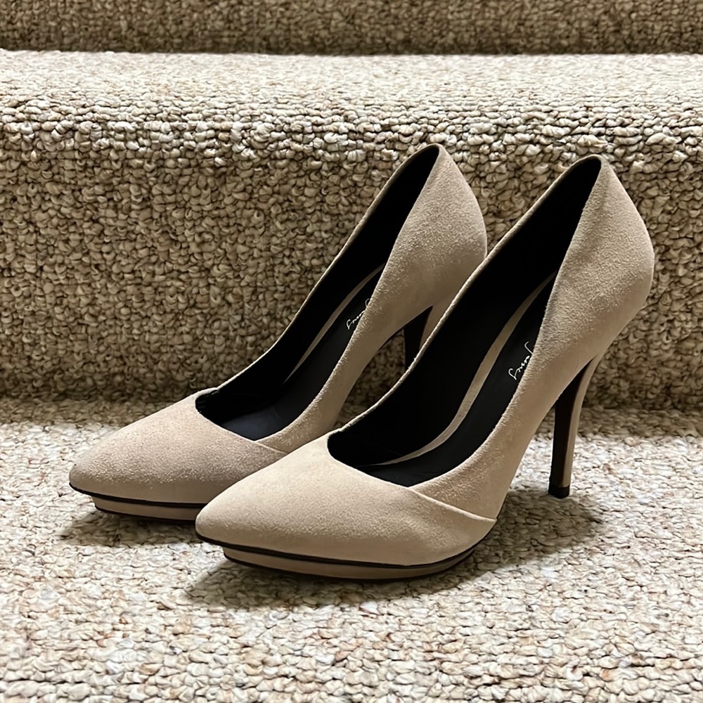 Elizabeth and James heels